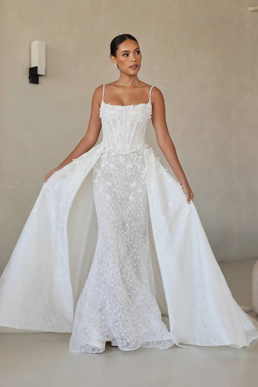 Martina liana Luxe - LE1389.png